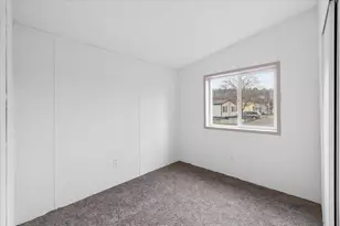 633 E Archwood Dr, Eagle Point, OR 97524 - Photo 15