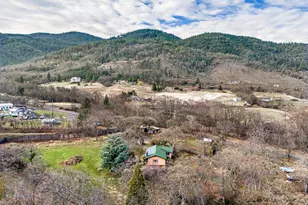 4260 Clayton Rd, Ashland, OR 97520 - Photo 39