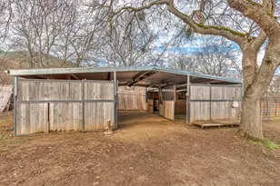 4260 Clayton Rd, Ashland, OR 97520 - Photo 29