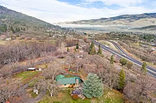 4260 Clayton Rd, Ashland, OR 97520 - Photo 37