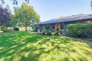 1117 NE Memorial Dr, Grants Pass, OR 97526 - Photo 75