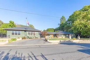 1117 NE Memorial Dr, Grants Pass, OR 97526 - Photo 21