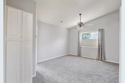 300 Woodville Way, Rogue River, OR 97537 - Photo 9