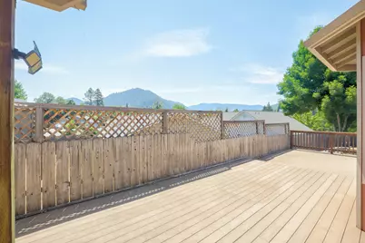 300 Woodville Way, Rogue River, OR 97537 - Photo 27