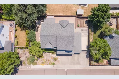 300 Woodville Way, Rogue River, OR 97537 - Photo 43