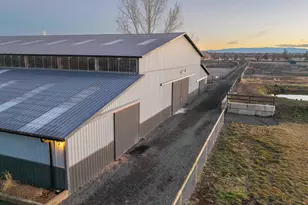 22333 Nelson Rd, Bend, OR 97701 - Photo 55