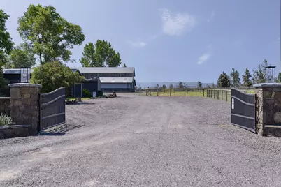 22333 Nelson Road, Bend, OR 97701 - Photo 31