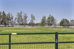 22333 Nelson Rd, Bend, OR 97701 - Photo 59