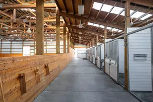 22333 Nelson Rd, Bend, OR 97701 - Photo 25