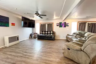 55550 McKern Ln, Mount Vernon, OR 97865 - Photo 5