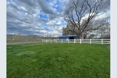 55550 McKern Lane, Mount Vernon, OR 97865 - Photo 23