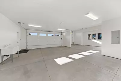 3231 NW Strickland Way, Bend, OR 97703 - Photo 45