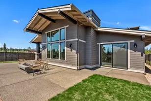 3231 NW Strickland Wy, Bend, OR 97703 - Photo 43