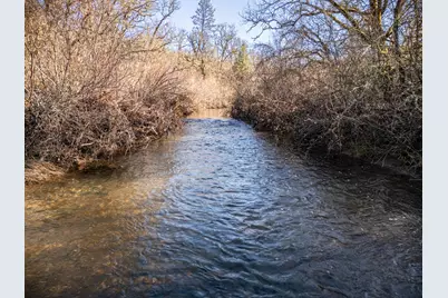 4477 E Antelope Road, Eagle Point, OR 97524 - Photo 11