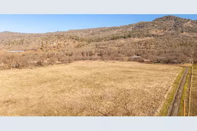 4477 E Antelope Road, Eagle Point, OR 97524 - Photo 13