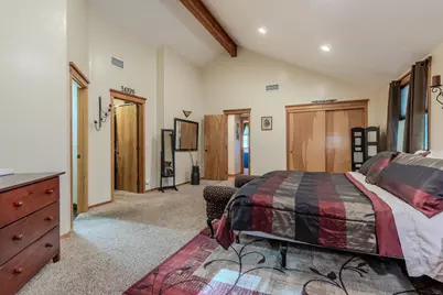 6645 Pioneer Road, Medford, OR 97501 - Photo 17