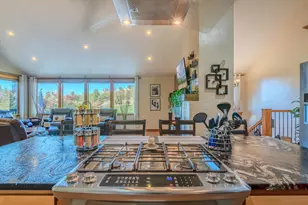 6645 Pioneer Rd, Medford, OR 97501 - Photo 5