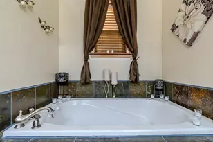 6645 Pioneer Rd, Medford, OR 97501 - Photo 21