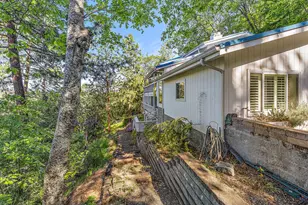 535 Scenic Dr, Jacksonville, OR 97530 - Photo 53