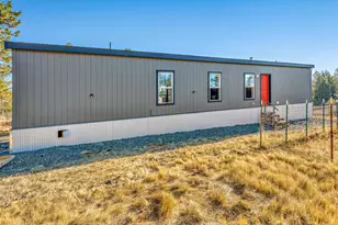 895 Airport Dr, Cave Junction, OR 97523 - Photo 5