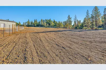 895 Airport Drive, Cave Junction, OR 97523 - Photo 9