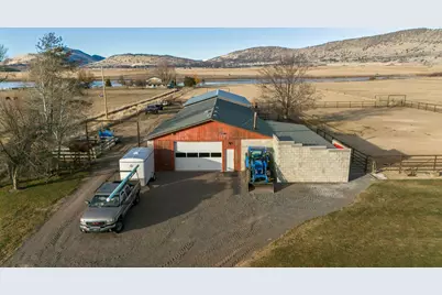 11251 Crystal Springs Road, Klamath Falls, OR 97603 - Photo 47