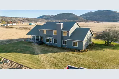 11251 Crystal Springs Road, Klamath Falls, OR 97603 - Photo 37