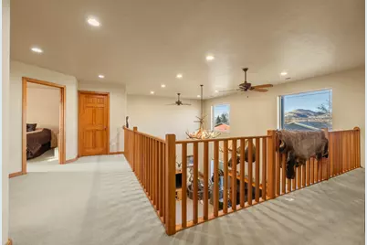 11251 Crystal Springs Road, Klamath Falls, OR 97603 - Photo 27