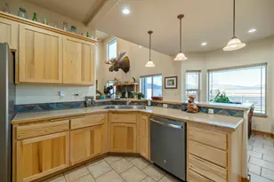 11251 Crystal Springs Rd, Klamath Falls, OR 97603 - Photo 9