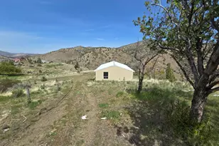 301 SW Huddleston Heights Dr, Mitchell, OR 97750 - Photo 25