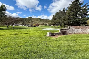 8401 Old Stage Rd, Central Point, OR 97502 - Photo 45