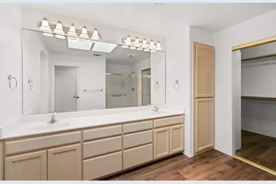 703 Summerwood Drive, Medford, OR 97504 - Photo 29