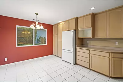 703 Summerwood Drive, Medford, OR 97504 - Photo 15