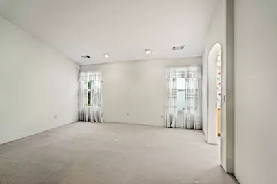 703 Summerwood Drive, Medford, OR 97504 - Photo 19