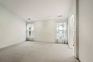 703 Summerwood Dr, Medford, OR 97504 - Photo 19