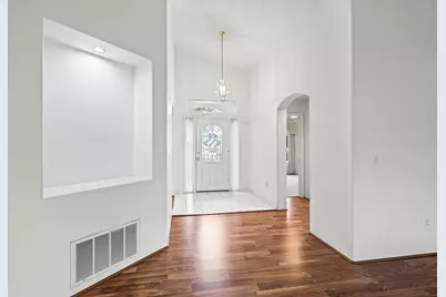 703 Summerwood Drive, Medford, OR 97504 - Photo 7