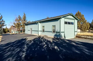 8823 NW Teater Ave, Terrebonne, OR 97760 - Photo 45