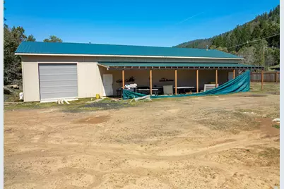 550 Terrace Heights Road, Selma, OR 97538 - Photo 5