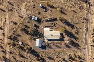 303 NW Poplar St, Madras, OR 97741 - Photo 27