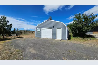303 NW Poplar Street, Madras, OR 97741 - Photo 5
