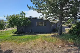 303 NW Poplar St, Madras, OR 97741 - Photo 31