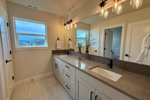 21841 SE Stromboli Ct, Bend, OR 97702 - Photo 19