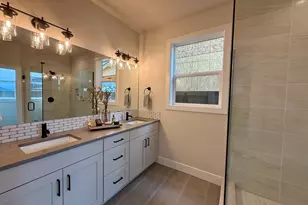 21841 SE Stromboli Ct, Bend, OR 97702 - Photo 11