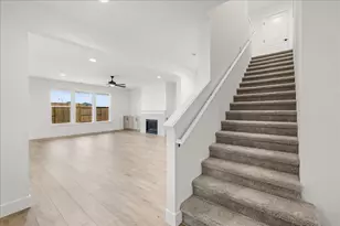 107 Butte Spgs Trl, Eagle Point, OR 97524 - Photo 13