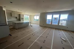 107 Butte Spgs Trl, Eagle Point, OR 97524 - Photo 3