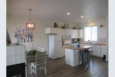 10616 Cormorant Court, Klamath Falls, OR 97601 - Photo 3