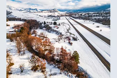141 Majestic Lane, Ashland, OR 97520 - Photo 25