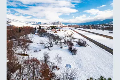 141 Majestic Lane, Ashland, OR 97520 - Photo 7