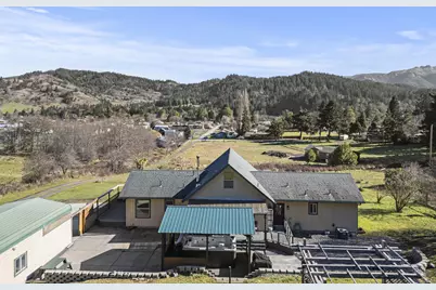 889 H Avenue, Powers, OR 97466 - Photo 29