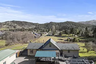 889 H Ave, Powers, OR 97466 - Photo 29